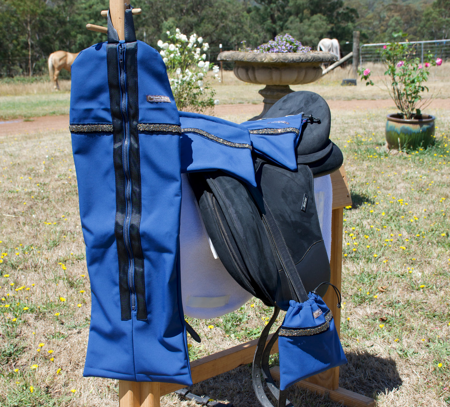 Matching set - Bridle Bag, Stirrup Covers & Spur bag